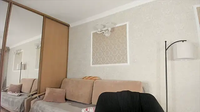 Snapshot of sakura_oki_doki chatting on 09.19.25 sakura oki doki online show from 09.19.25