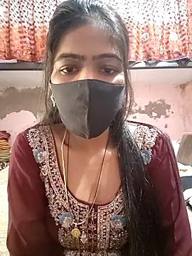 Snapshot of Paakhi-Singh chatting on 11.08.25 Paakhi-Singh online show from 11.08.25