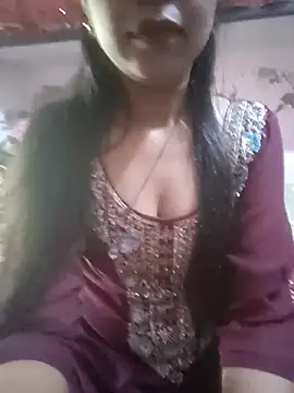 Snapshot of Paakhi-Singh chatting on 12.04.25 Paakhi-Singh online show from 12.04.25