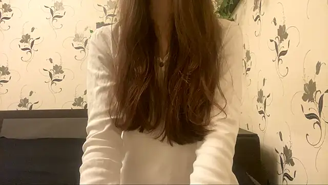 Snapshot of AshleyEady chatting on 10.11.25 AshleyEady online show from 10.11.25