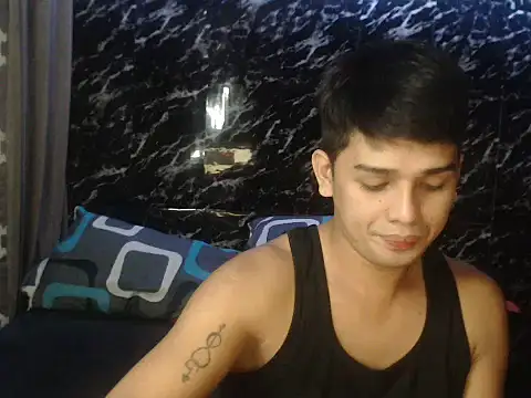 Snapshot of iampinoy19 chatting on 07.26.26 iampinoy19 online show from 07.26.26