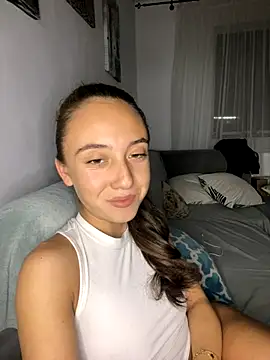 CristinaSww online show from 10.17.25