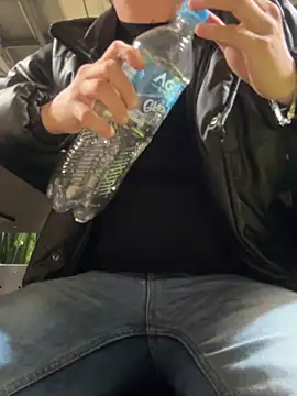 Snapshot of Kurtxxx22 chatting on 02.12.26 Kurtxxx22 online show from 02.12.26