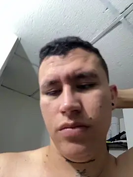 Snapshot of Kurtxxx22 chatting on 02.21.26 Kurtxxx22 online show from 02.21.26