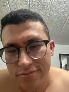 Snapshot of Kurtxxx22 chatting on 03.01.26 Kurtxxx22 online show from 03.01.26