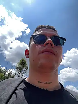 Snapshot of Kurtxxx22 chatting on 03.15.26 Kurtxxx22 online show from 03.15.26