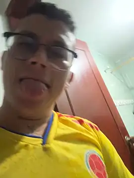 Kurtxxx22 online show from 06.13.26