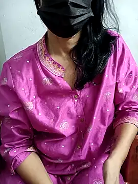 Snapshot of ammala_honey chatting on 09.27.25 ammala honey online show from 09.27.25