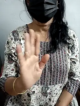 Snapshot of ammala_honey chatting on 10.07.25 ammala honey online show from 10.07.25