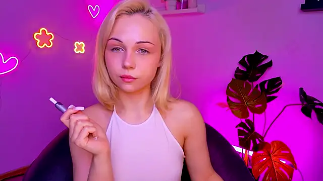 Charlotte Colinss online show from 03.09.26