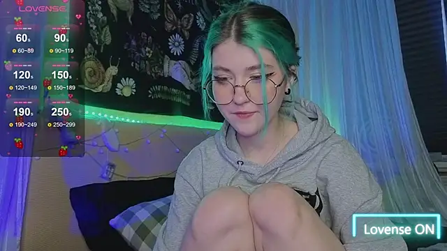 Miko Meow online show from 04.15.26