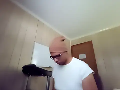 NaturalBeautyQueen online show from 09.30.25