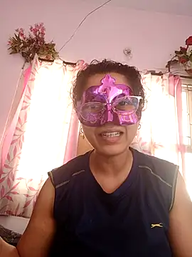 Snapshot of thanusi_2 chatting on 01.16.26 thanusi 2 online show from 01.16.26