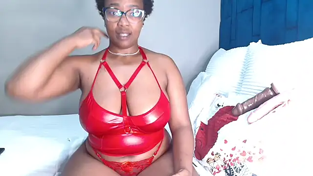 Snapshot of BigBootySimbax chatting on 06.29.26 BigBootySimbax online show from 06.29.26