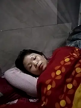 LinhNa999 online show from 02.02.26