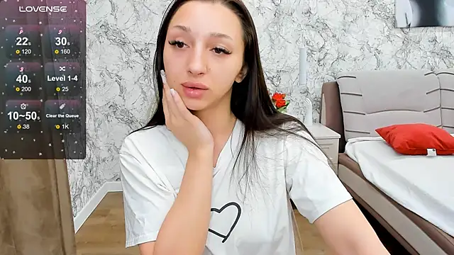 sheillawood online show from 10.04.25