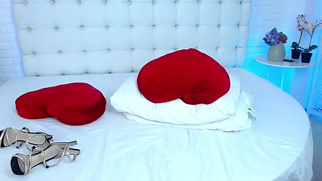 KimoraJoy online show from 02.05.25