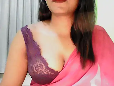 Snapshot of Dristy_Pari chatting on 10.19.25 Dristy Pari online show from 10.19.25