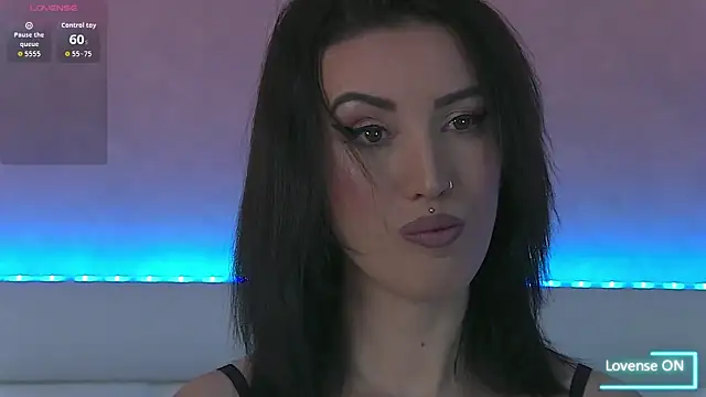 EnyaHazell online show from 11.19.25