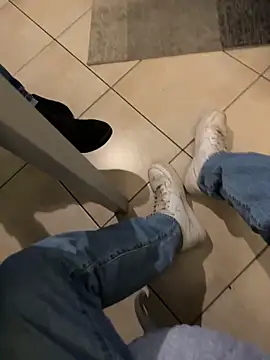 Manu97k online show from 10.24.25