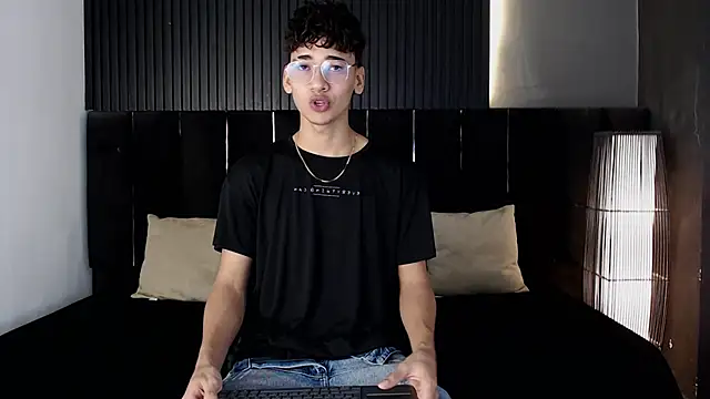 Dominic ghost online show from 09.09.25