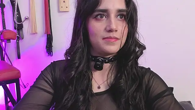 elowen halley1 online show from 01.10.26