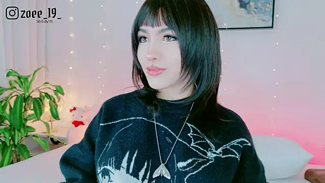 Snapshot of cuteezoe chatting on 04.29.26 cuteezoe online show from 04.29.26
