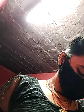 Snapshot of Deepika_joshi chatting on 10.05.25 Deepika joshi online show from 10.05.25