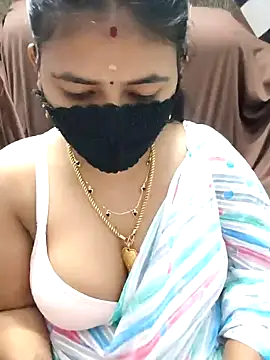 Snapshot of Tamil_Lotus chatting on 07.15.26 Tamil Lotus online show from 07.15.26