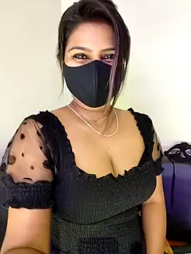 Snapshot of hoty_sonali chatting on 04.14.26 hoty sonali online show from 04.14.26