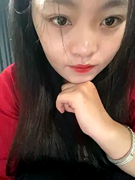 Julia-Elsa online show from 11.14.25