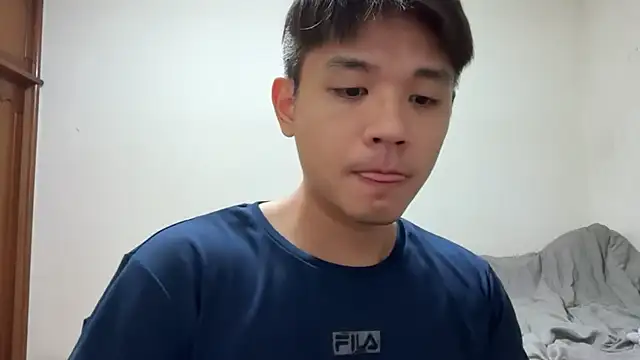 Foxfoxfox4 online show from 04.13.26