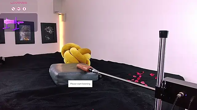 Snapshot of Lena_Darko chatting on 02.13.26 Lena Darko online show from 02.13.26