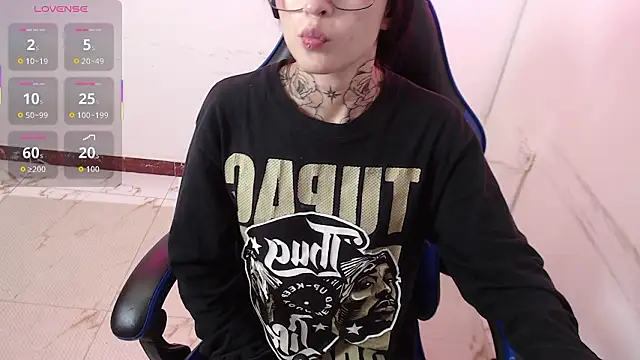 lycoris 19 online show from 03.24.26