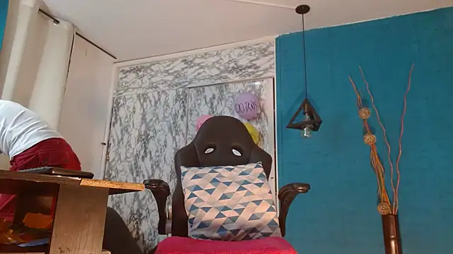 hanna mooreee online show from 04.10.26