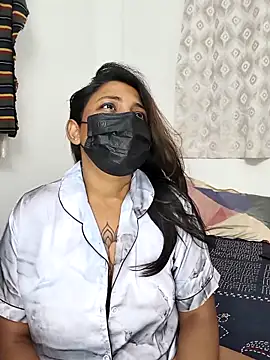 Snapshot of Hot-Sexy-Riya chatting on 03.02.26 Hot-Sexy-Riya online show from 03.02.26