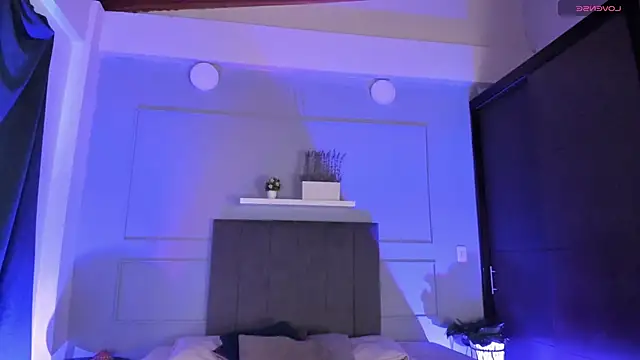 Snapshot of sweet_tamara_ chatting on 02.13.26 sweet tamara online show from 02.13.26