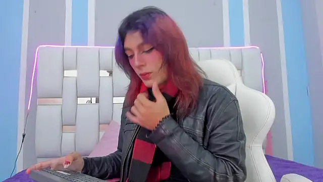 MilkWhore1 online show from 11.04.25