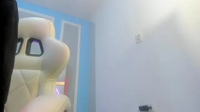 MilkWhore1 online show from 02.11.26