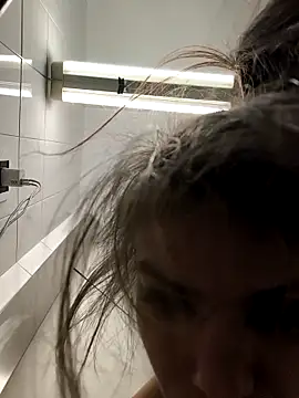 Snapshot of Junani2231 chatting on 11.25.25 Junani2231 online show from 11.25.25