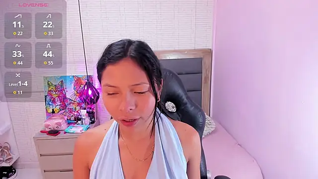 Isisleroy1 online show from 11.15.25