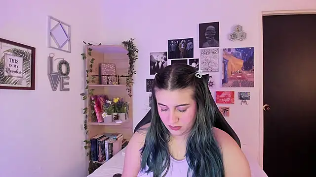 Lana Herondale online show from 11.05.25