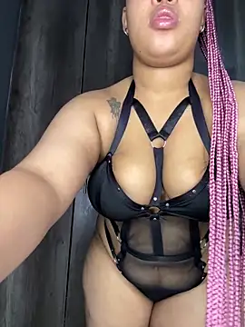 Thick Ass Barbiie online show from 12.22.25