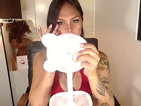 Coffee Xoxo online show from 02.24.26