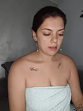 Snapshot of LadyNora chatting on 06.23.26 LadyNora online show from 06.23.26