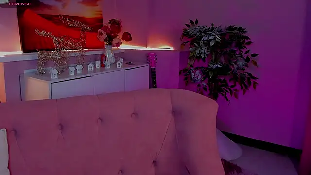 cute luucy online show from 02.06.26