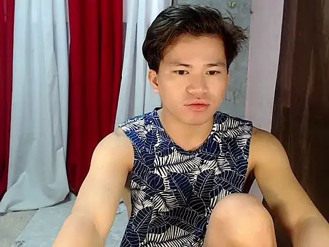 Snapshot of Mackycums chatting on 07.20.26 Mackycums online show from 07.20.26
