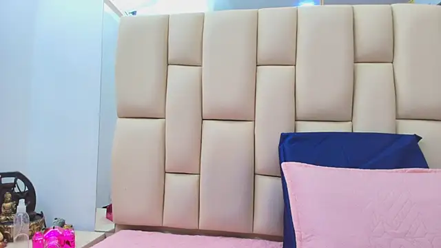 sweet amye online show from 12.15.25