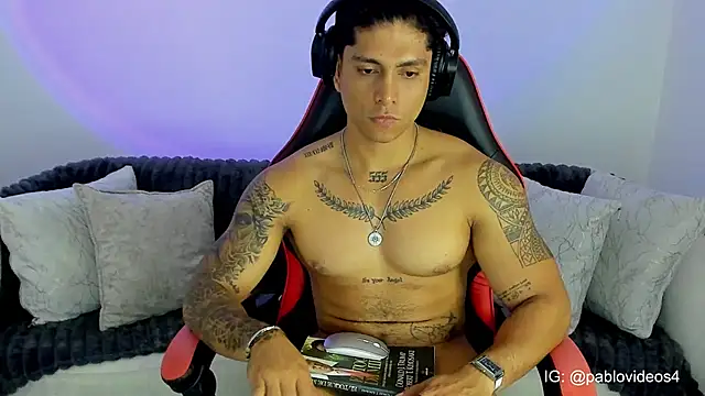 Nicolasmontoya16 online show from 03.12.26