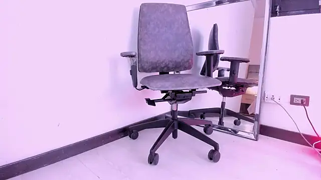 Maia 520 online show from 03.26.26